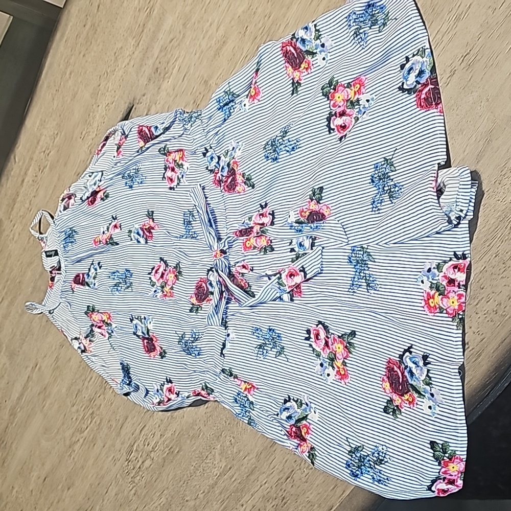 Bebop NWT Floral Romper Size Large